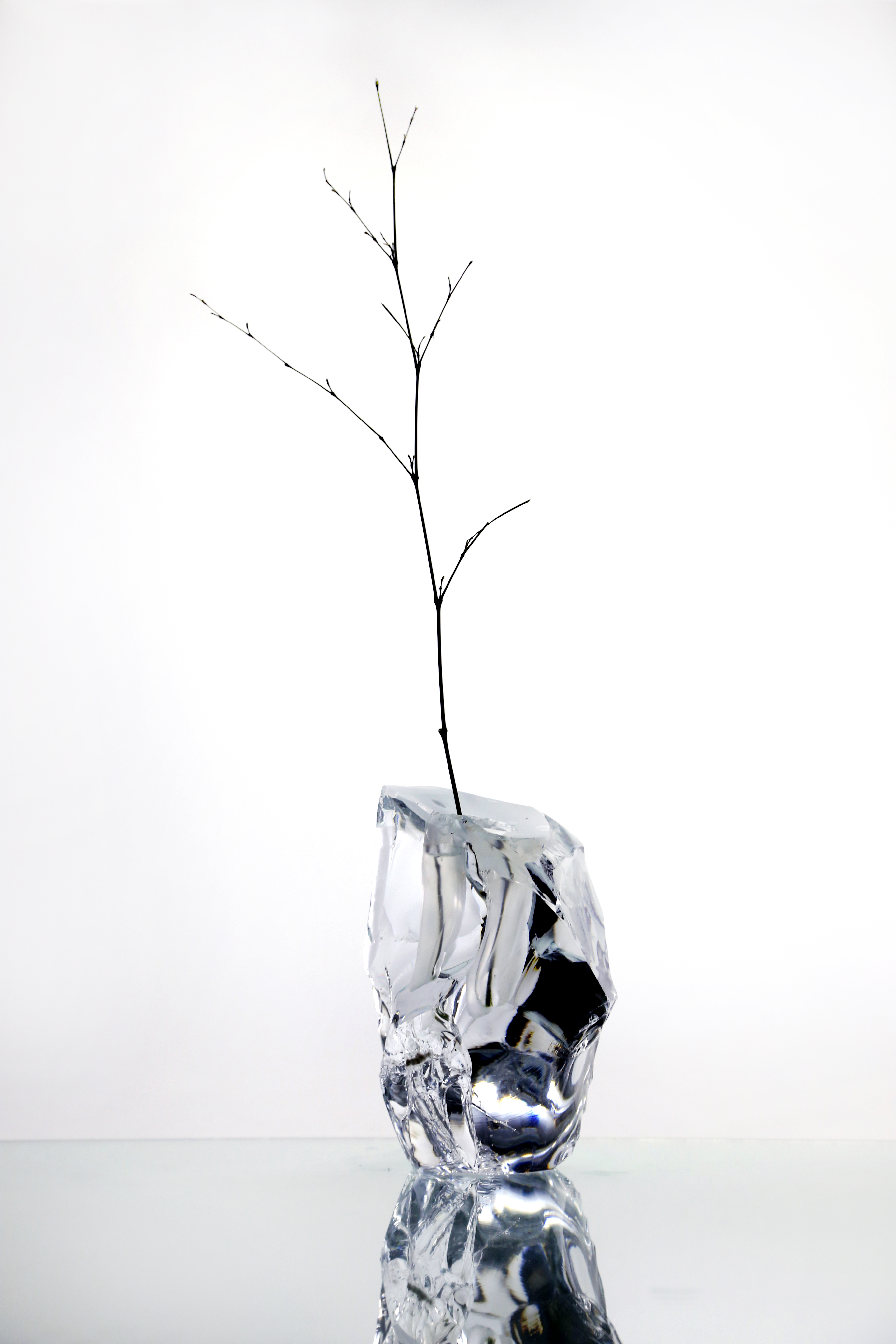 Crystal creative - Isamu Noguchi